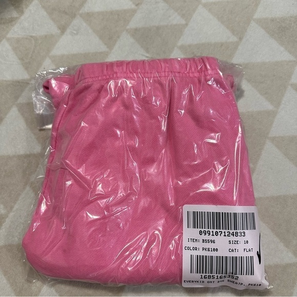 J crew  KID by Crewcuts garment-dyed sweatpant - Picture 2 of 3